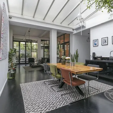Loft In *