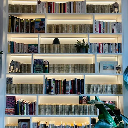 Loft In *